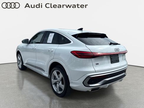 Certified 2025 Audi Q5 Premium Plus AWD/4WD image 3