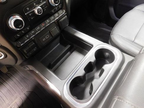 Used 2023 GMC Sierra 2500 SLT image 31