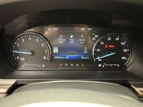 Used 2022 Ford Explorer Limited RWD image 6