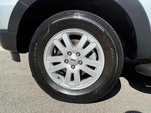 Used 2010 Ford Explorer Sport Trac XLT RWD image 29