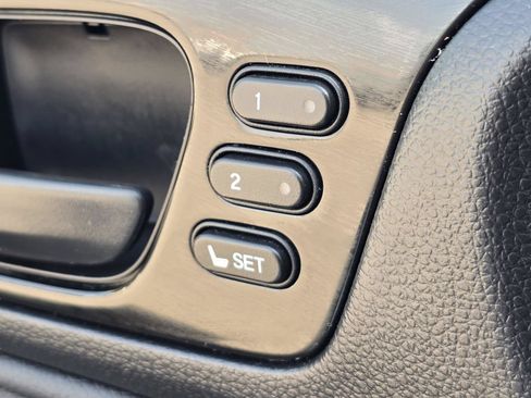 Used 2025 Honda Odyssey Touring image 17