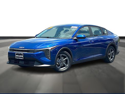 Used 2025 Kia K4 FWD image 1