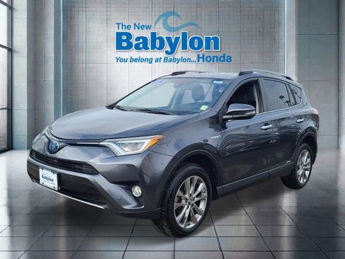 Used 2018 Toyota RAV4 Limited image 1