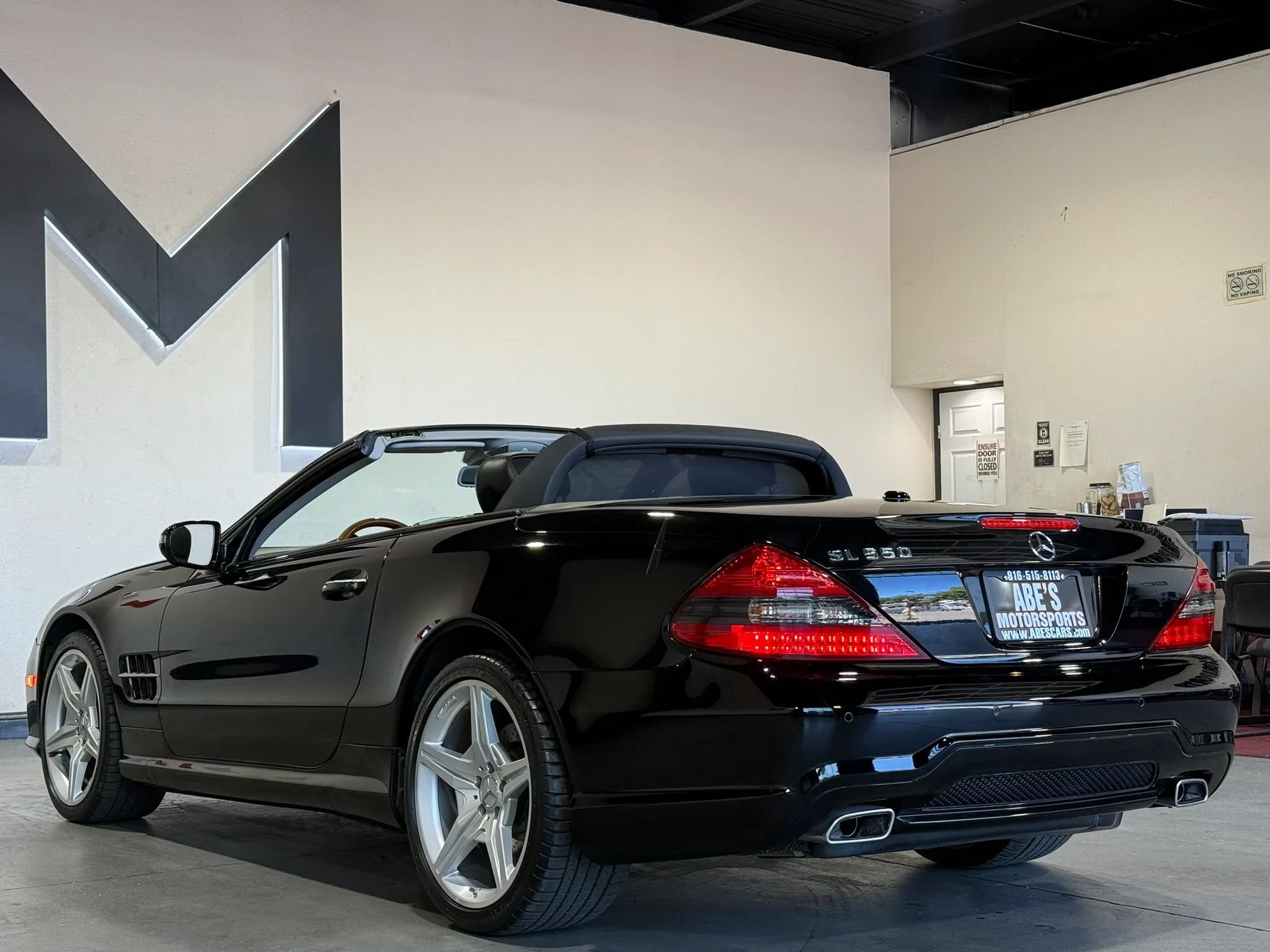 Used 2009 Mercedes-Benz SL 550 image 8