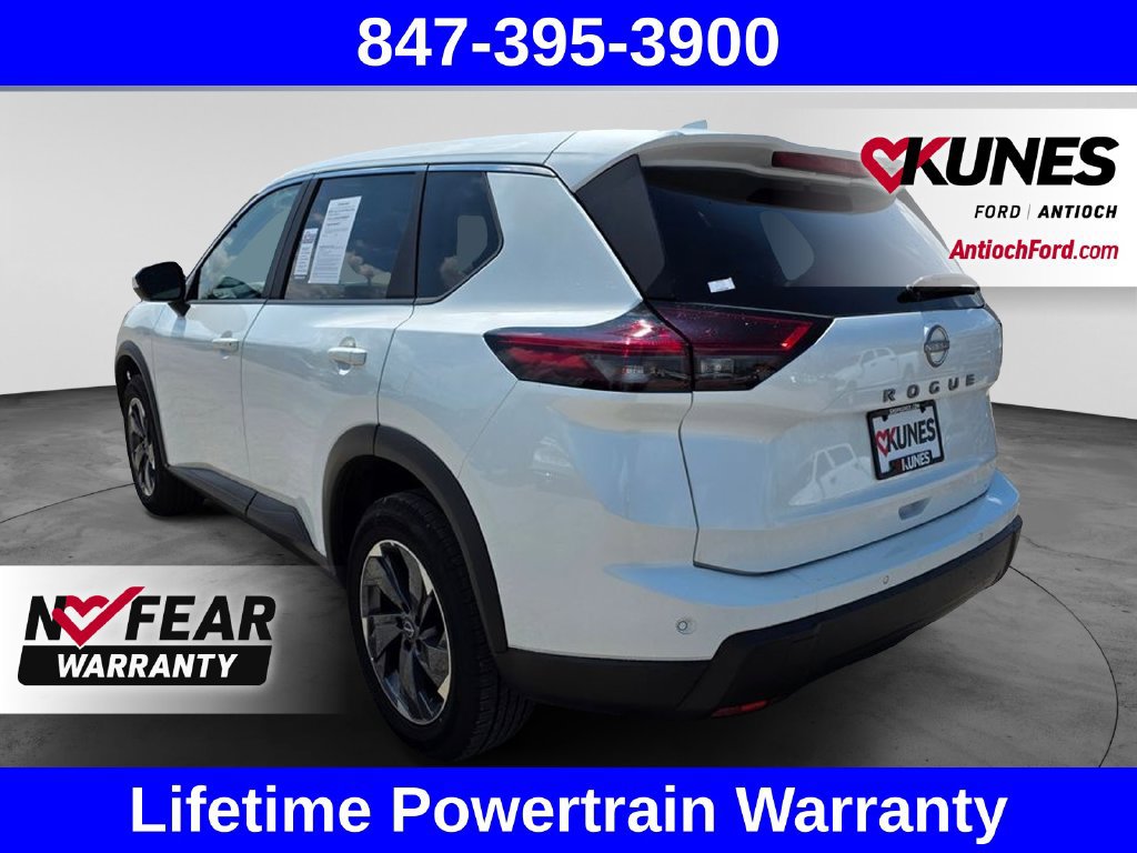 Used 2025 Nissan Rogue SV FWD image 7