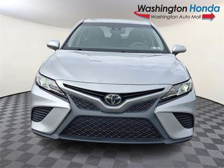 Used 2018 Toyota Camry SE w/ Moonroof Package video 2