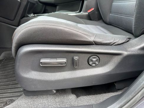 Used 2021 Honda CR-V EX image 15
