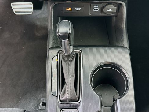 Used 2023 Honda Civic Sport image 23