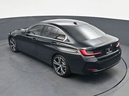Used 2024 BMW 330i Sedan w/ Convenience Package RWD image 22