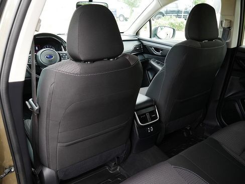 Used 2024 Subaru Outback Premium AWD/4WD image 15