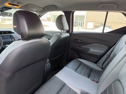 Used 2023 Nissan Kicks SR w/ SR Premium Package image 31