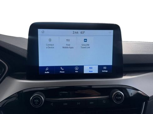 Used 2020 Ford Escape SE image 25