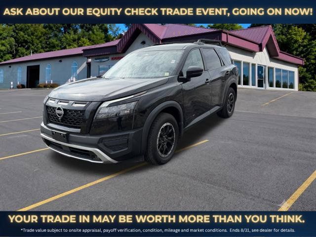 Used 2023 Nissan Pathfinder Rock Creek AWD/4WD image 8