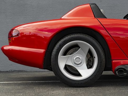 Used 1993 Dodge Viper RT/10 image 66