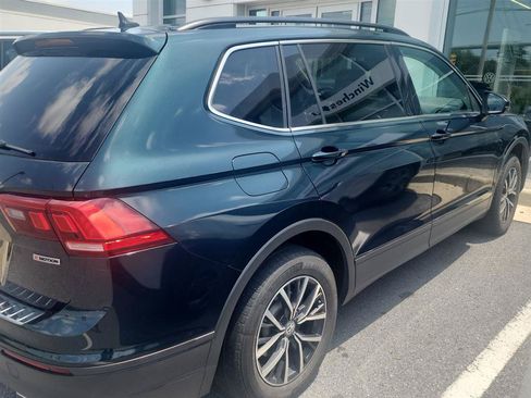 Used 2019 Volkswagen Tiguan SE w/ Panoramic Sunroof Package AWD/4WD image 6