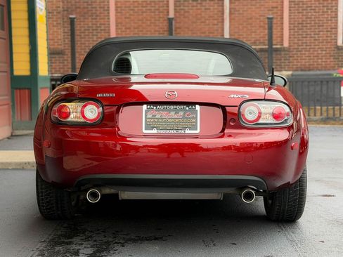 Used 2006 MAZDA MX-5 Miata Touring RWD image 7