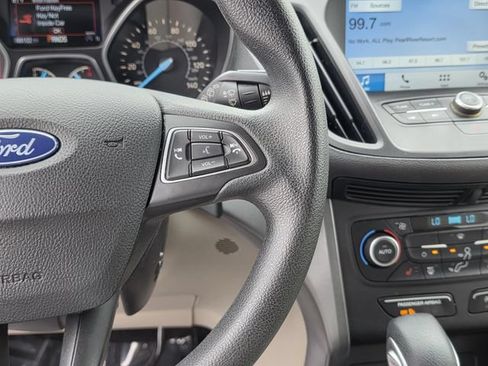 Used 2019 Ford Escape SE FWD image 24
