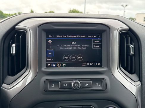 Certified 2025 Chevrolet Silverado 1500 Custom image 17