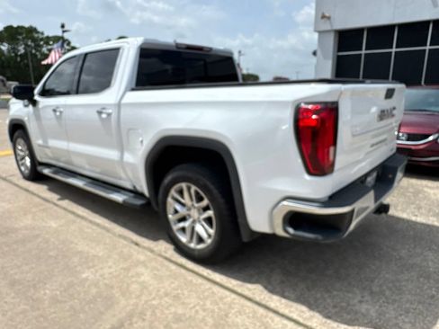 Used 2021 GMC Sierra 1500 SLT RWD image 4