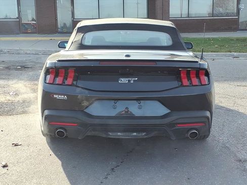 Used 2024 Ford Mustang GT Premium image 4