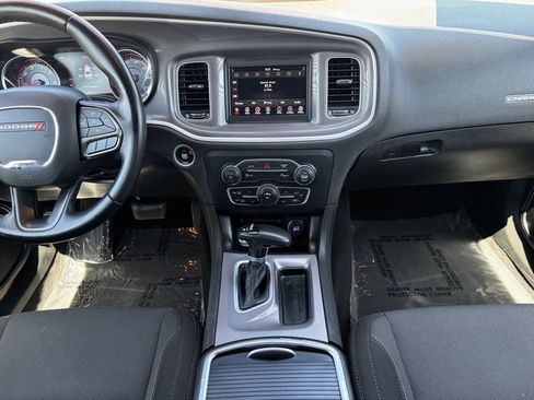 Used 2022 Dodge Charger SXT RWD image 26