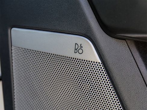 Used 2023 Ford F150 XLT w/ Equipment Group 302A High image 18