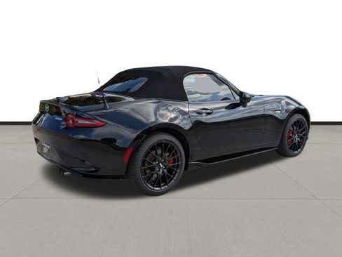 New 2026 MAZDA MX-5 Miata Club w/ Brembo/BBS Recaro Package RWD image 5