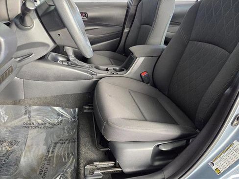 Used 2023 Toyota Corolla LE image 14
