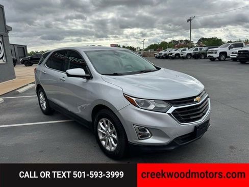 Used 2020 Chevrolet Equinox LT image 2
