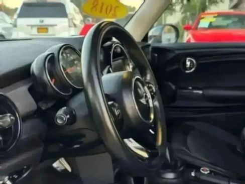 Used 2018 MINI Cooper 2-Door Hardtop FWD image 10