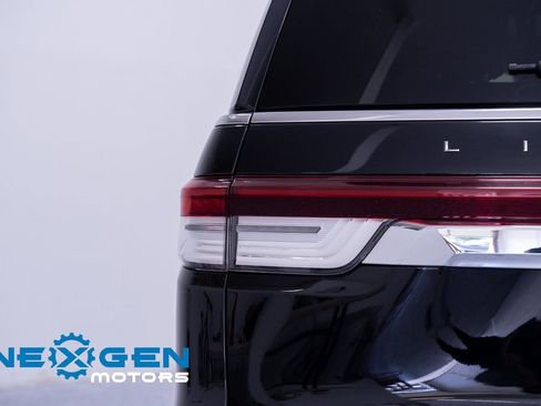 Used 2022 Lincoln Navigator Reserve AWD/4WD image 59