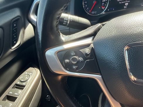 Used 2020 GMC Acadia SLT w/ Driver Alert Package II AWD/4WD image 38