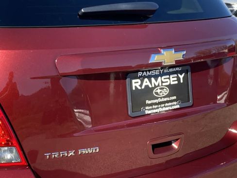 Used 2017 Chevrolet Trax LT image 10