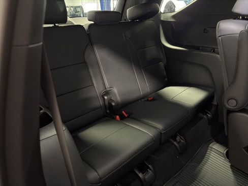 New 2026 Chevrolet Traverse LT w/ Sun and Wheel Package image 20