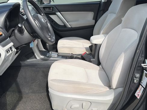 Used 2015 Subaru Forester 2.5i Premium w/ All-Weather Package image 19