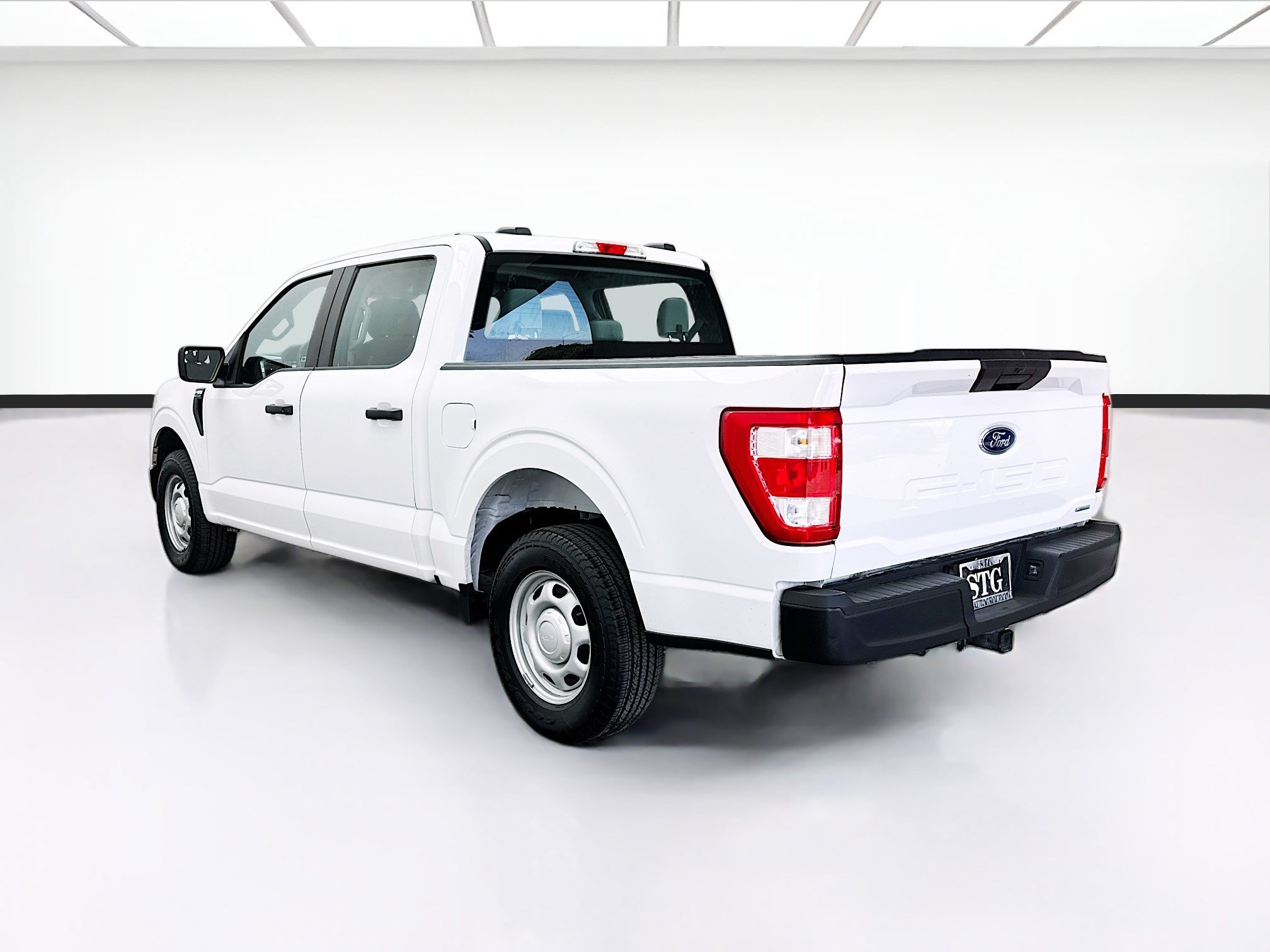 Used 2022 Ford F150 XL RWD image 6