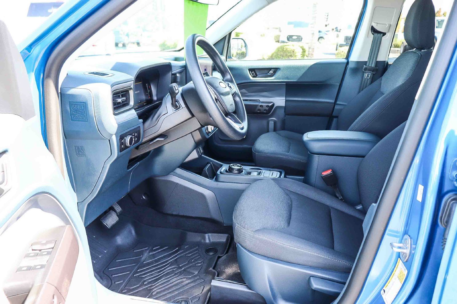 Certified 2025 Ford Maverick XL FWD image 18