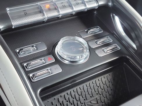 New 2026 Lincoln Nautilus Premier w/ Equipment Group 102A image 21