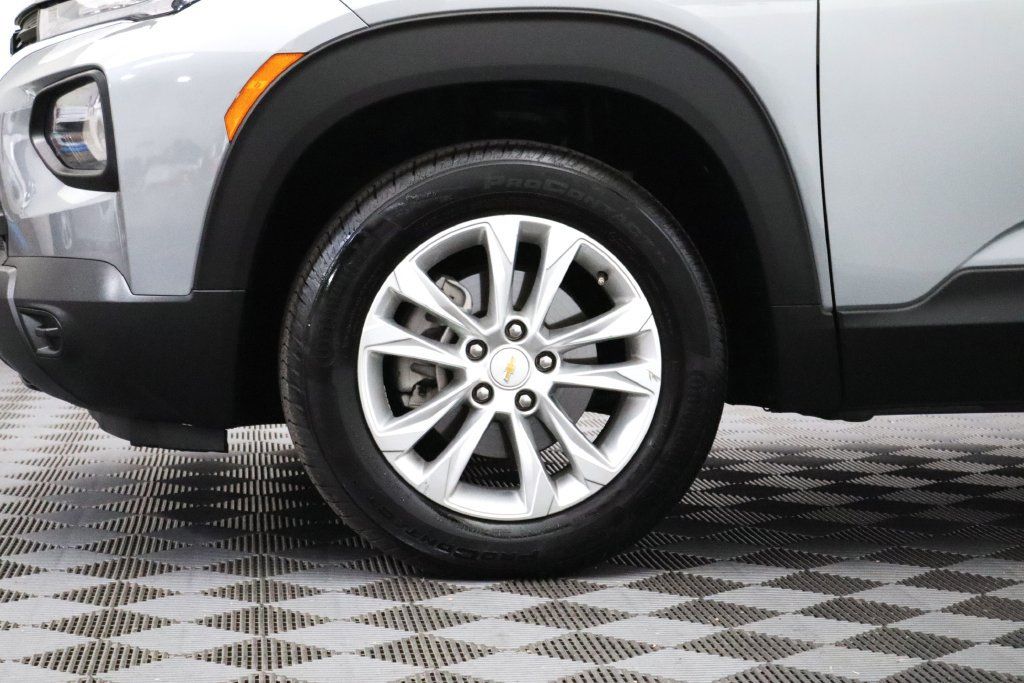 Used 2023 Chevrolet TrailBlazer LS AWD/4WD image 5