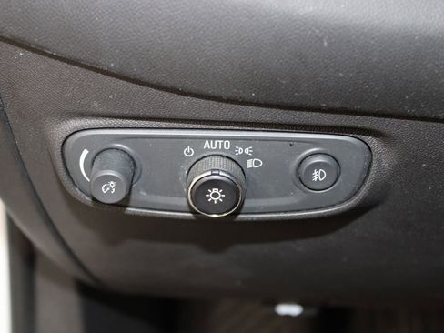 Used 2020 Chevrolet Equinox LT image 26