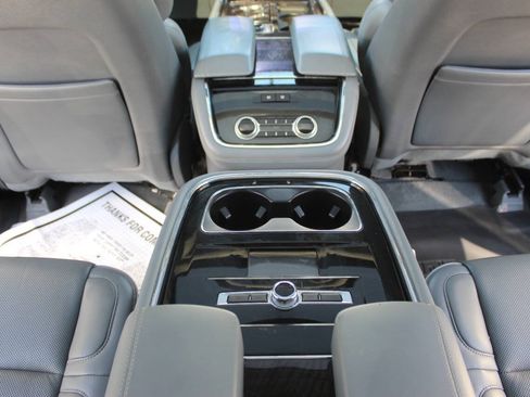 Used 2019 Lincoln Navigator L Reserve AWD/4WD image 39