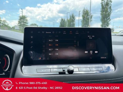 Certified 2024 Nissan Rogue SL w/ SL Premium Package AWD/4WD image 18