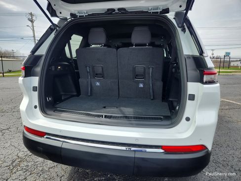 Used 2025 Jeep Grand Cherokee L Laredo w/ Trailer Tow Package image 20