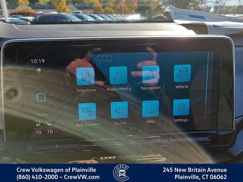 New 2026 Volkswagen Atlas Cross Sport SE image 32