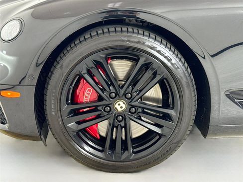 Used 2020 Bentley Continental GT V8 image 36