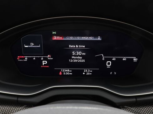 Used 2024 Audi SQ5 Premium Plus image 8