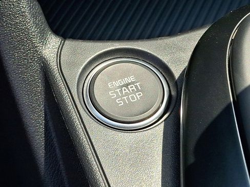 New 2025 Kia K4 LXS image 18