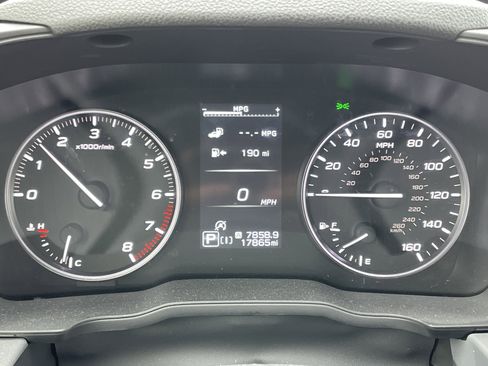 Used 2024 Subaru Crosstrek 2.0i Premium image 21