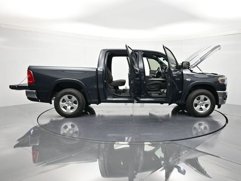 New 2026 RAM 1500 4x4 Crew Cab image 46