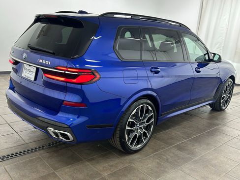 Used 2025 BMW X7 M60i image 5